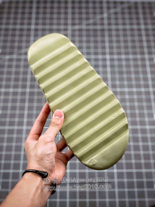 Adidas男女椰子鞋 阿迪達斯Resin椰子拖鞋 Adidas Kanye West x Yeezy Slide  xhn1610